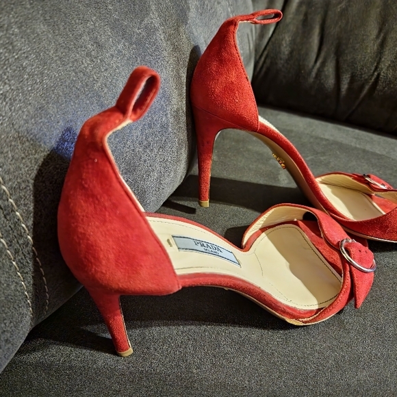 PRADA Red Suede Ankle Strap Sandals Sz 36.5 (6) - Picture 12 of 16